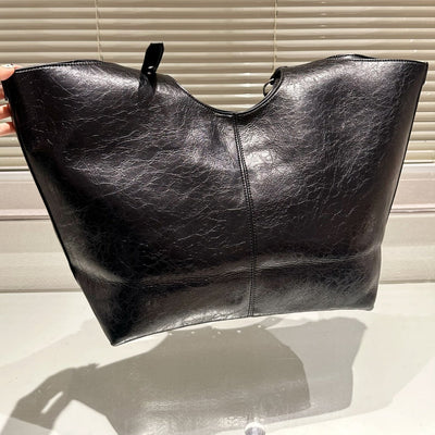 B  Head Cowhide Underarm Bag