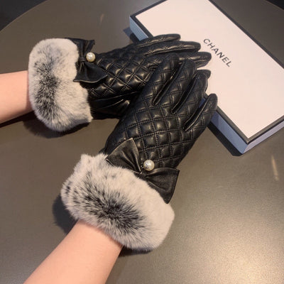 C   Rabbit Fur New Sheepskin Gloves