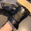 B   Fashion Gloves