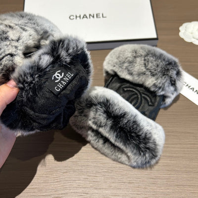 C   Fashion Gloves