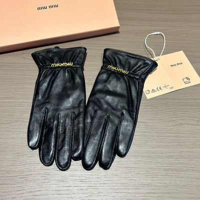 M   Fashion Gloves