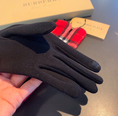 B   Wool Fashion Gloves