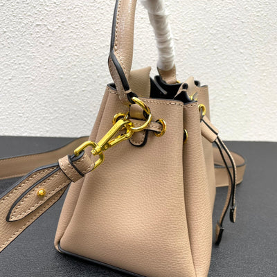 PR* 24 new bucket bag