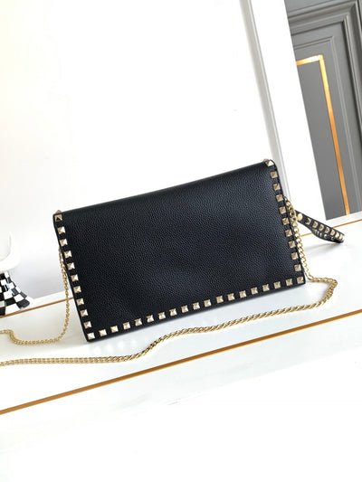 Valent* clutch bag