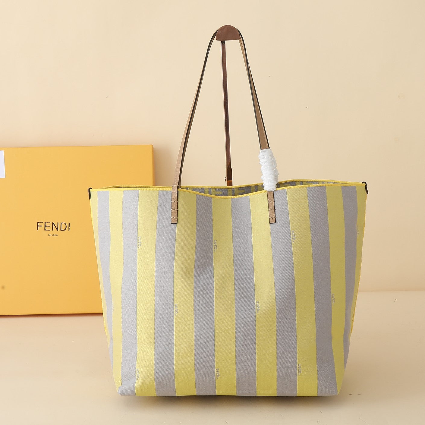 FEN* 24SS Tote Shopping Bag