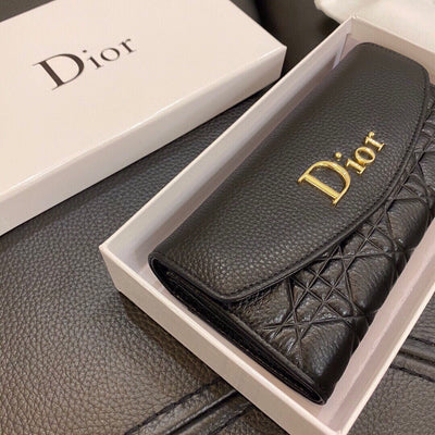 D  New Wallet