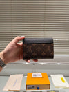 L   New Wallet