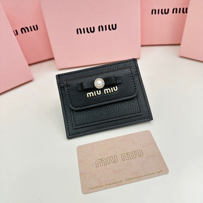 M  New Small Wallet