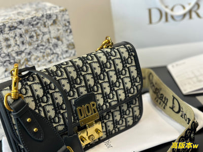 D24 new Princess Diana bag