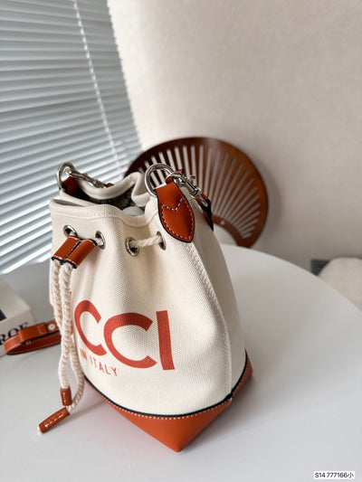 C 24 new bucket bag