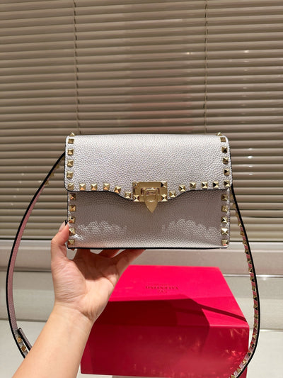 V24 new crossbody rivet bag