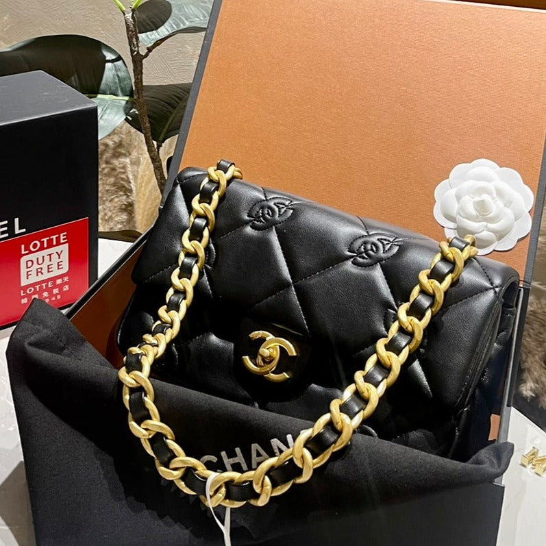 Camellia CH thick chain bag