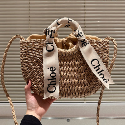 Straw bag Y casually matched