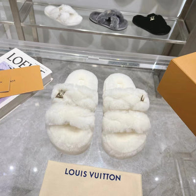 LV new fur slippers VIP1:1