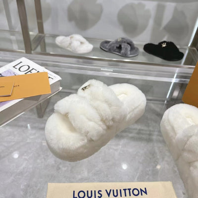 LV new fur slippers VIP1:1