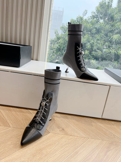 Chan*** 2025 new high quality VIP1:1 autumn and winter British style Chanel elastic knitted short boots