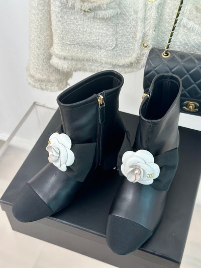 CHANE**2025 Autumn and Winter New VIP1:1 Camellia Bowknot Boots