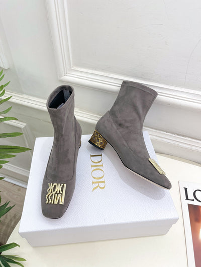 Dior 2025 autumn and winter new VIP1:1 metal rattan check cylindrical heel stretch velvet boots